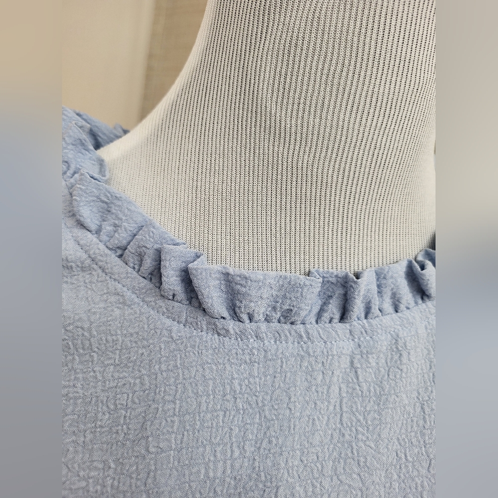 SHEIN Curve Textured Women's Blue Ruffle Sleeve Round Neck Blouse Size XL NWOT - Picture 7 of 11